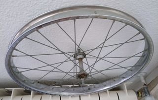 Lote llantas bicicleta California BH