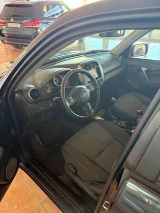 Toyota RAV4 2006