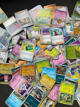 Lote de cartas Pokémon