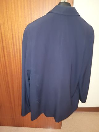 Giacca blu taglio comodo