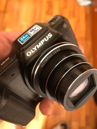 Olympus Cámara fotos compacta