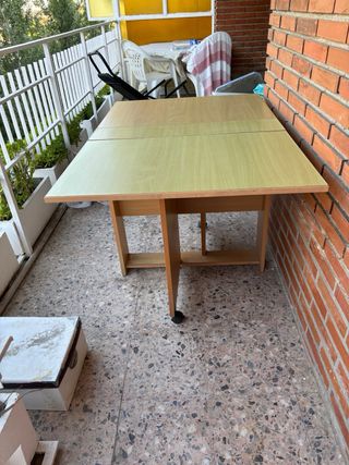 Mesa plegable - estudio/escritorio