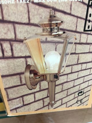 Farol de pared dorado