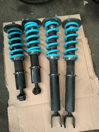 Suspensiones coilovers Skyline R34