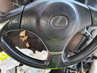 Piezas Lexus IS200/3000