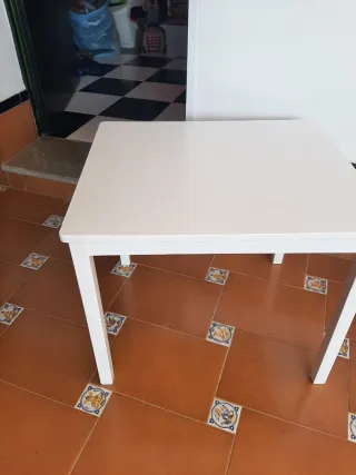 Mesa infantil ikea blanca
