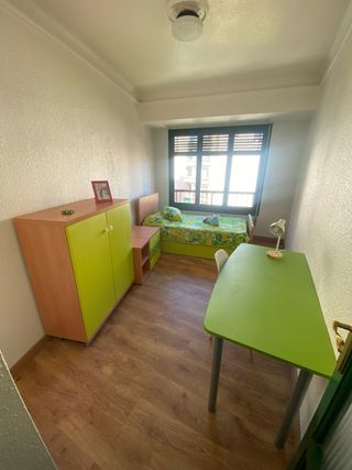 ALQUILER PISO CÉNTRICO EN VILLENA