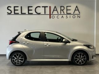 TOYOTA Yaris 1.5 120H - 2024