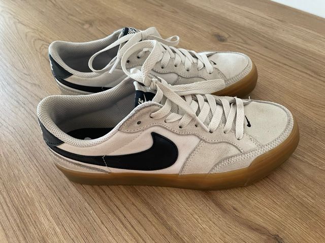 Zapatillas Nike SB - Beige/Negro
