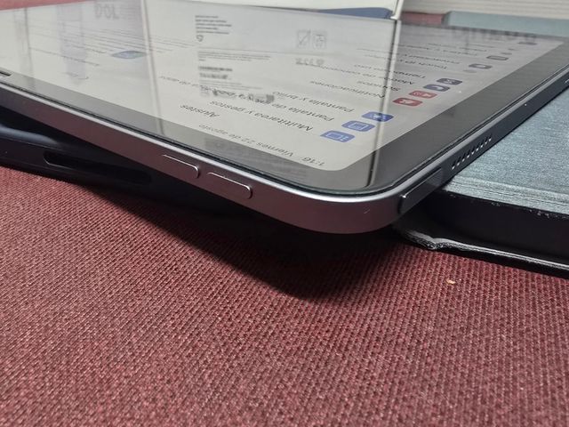 iPad Air 11" M2 WiFi 256GB + 2 Fundas