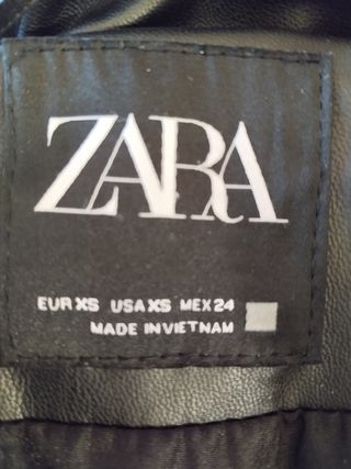 Chaqueta acolchada Zara negra