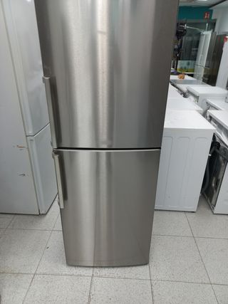 Nevera Bosch combi inoxidable 2.m con garantía 
