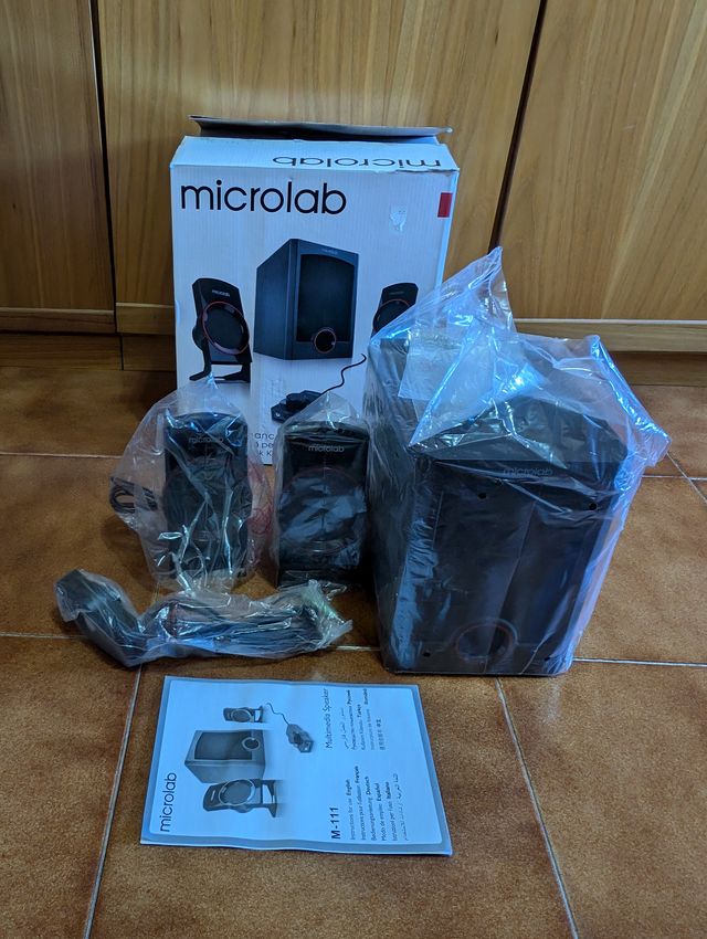 Microlab M-111 - Altoparlanti 2.1