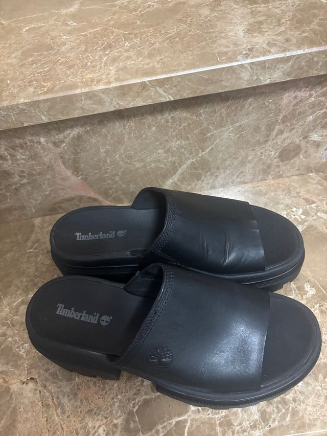 Timberland - Zuecos negros plataforma