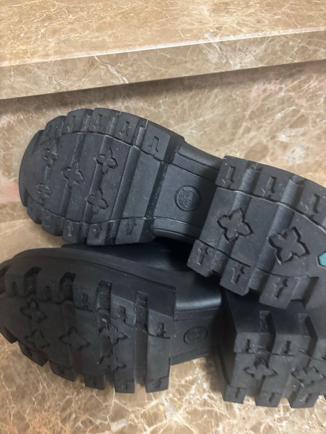 Timberland - Zuecos negros plataforma