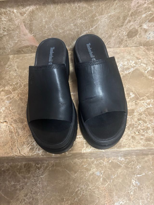 Timberland - Zuecos negros plataforma