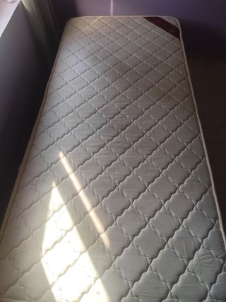 Colchón Relax viscoelástico y somier laminado