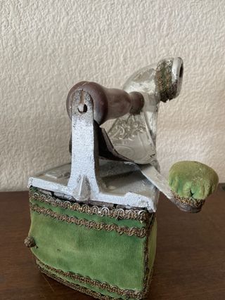 Plancha carbón antigua + soporte