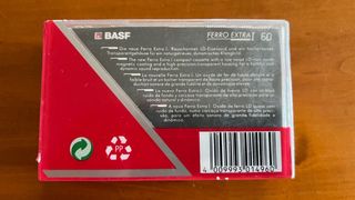 2 Cassetes BASF Ferro Extra I 60 Lacradas