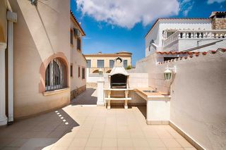 Chalet en venta en Empuriabrava en Castelló d´Empúries