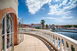 Chalet en venta en Empuriabrava en Castelló d´Empúries