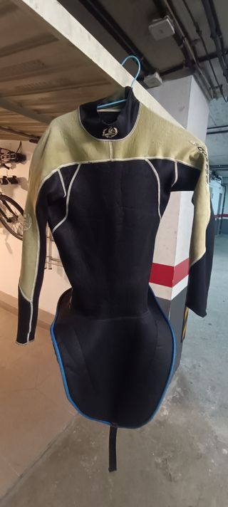 Cubre Anorak Ripcurl L kayak slalom