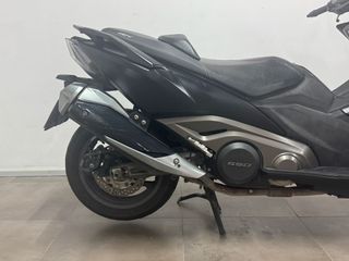 KYMCO Ak550