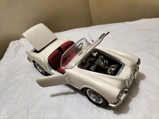 Lancia Aurelia Bburago 1/18
