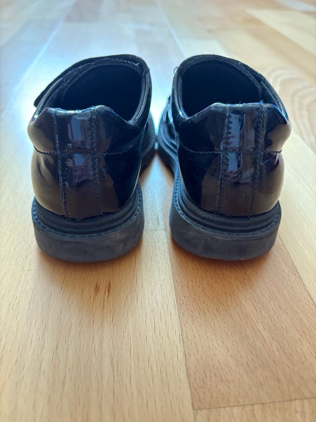 Zapatos Pavlosky colegiales piel, talla 28