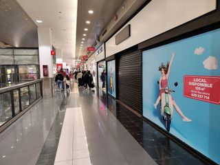 Local comercial en alquiler en Zona Industrial en Barbera del Vallès