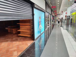 Local comercial en alquiler en Zona Industrial en Barbera del Vallès