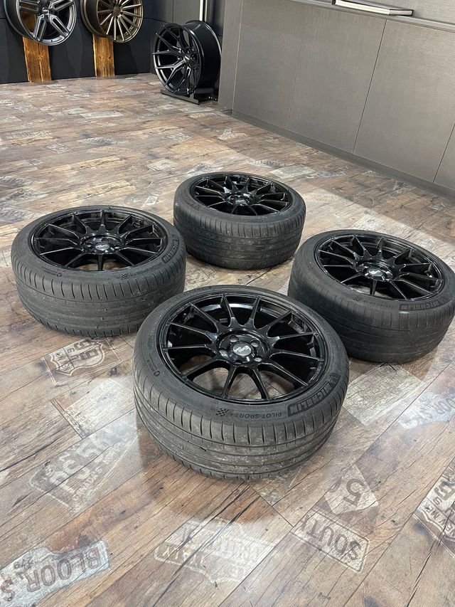 Llantas ProTrack One 9x18" Para Renault Megane 4RS