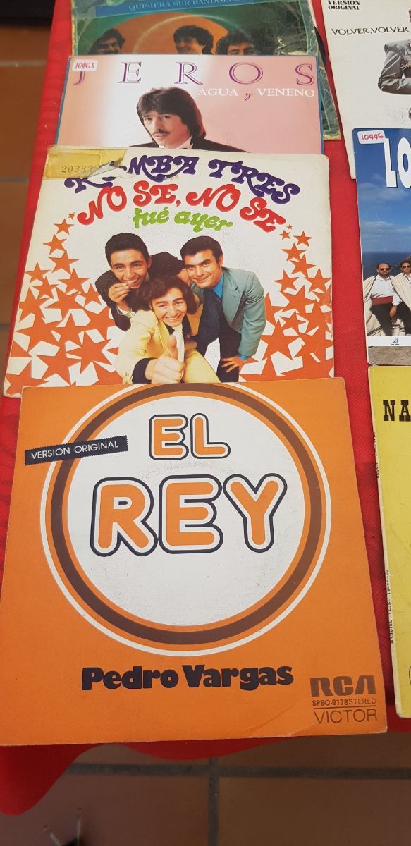 Vinilos Latinos: Manzanita & más