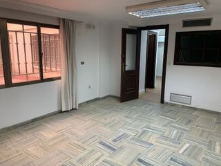 Oficina en venta en Centro en Huelva