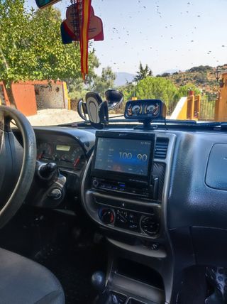 Nissan Terrano II 2004