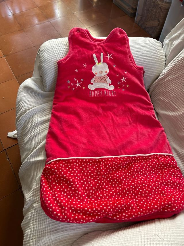 Saco dormir bebé - fucsia
talla de 3 a 6 mese