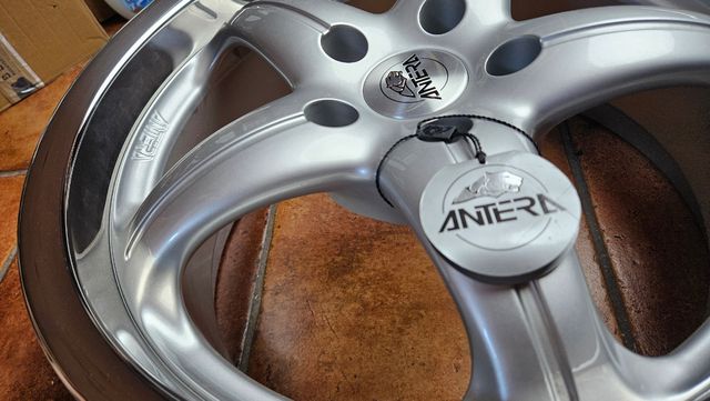 Cerchio lega Antera 17" nuovo