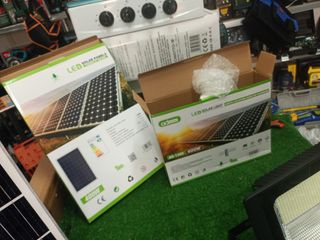 Faretto solare 400W Admimi - Pannello incluso