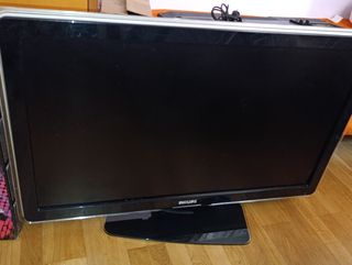 TV Philips 42" LCD  TDT interno