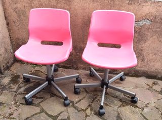 Sedie da scrivania rosa Ikea in coppia