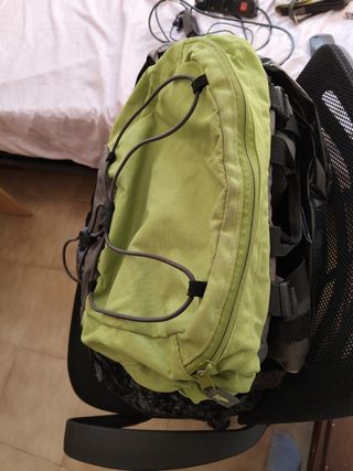 Mochila Quechua Forclaz 60 Gris-Verde