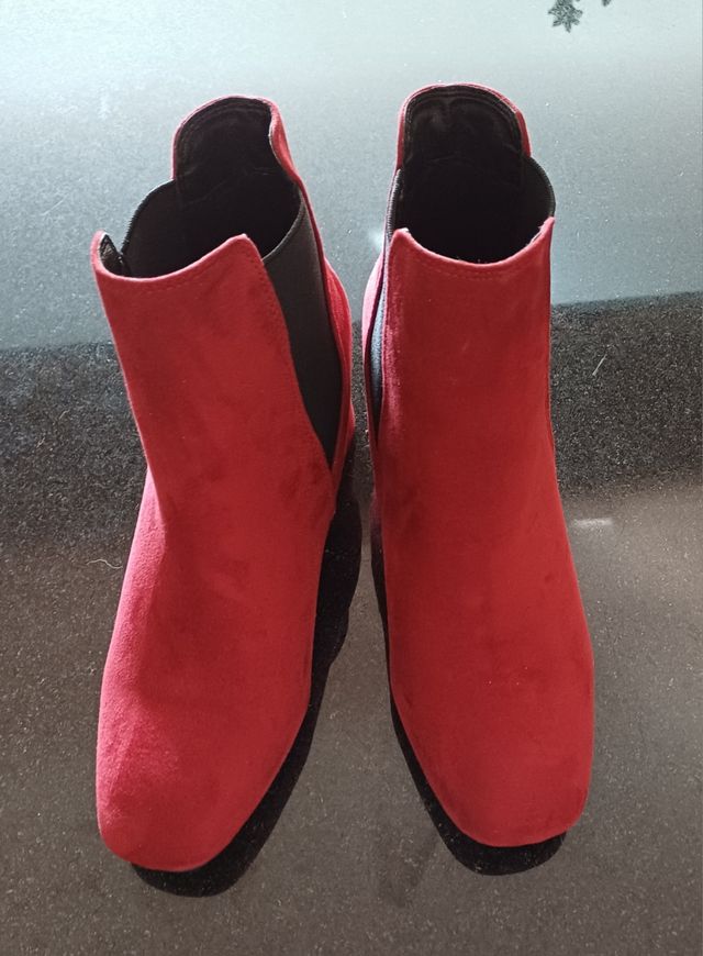 Botines rojos PrimaDonna 37