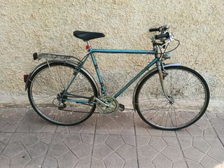 Bicicleta clásica suiza.