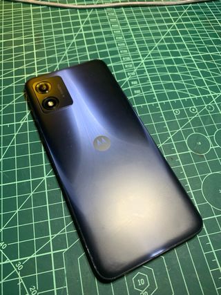 Motorola e13 64 GB, smartphone USB_C di grado A/B+
