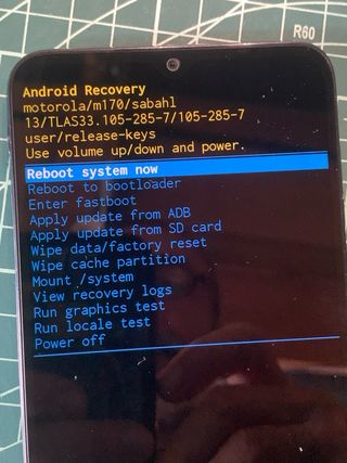 Motorola e13 64 GB, smartphone USB_C di grado A/B+