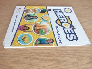 Heroes Pupil's book 3 Primaria. Macmillan
