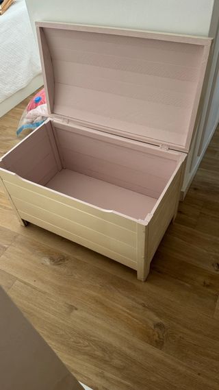 Baúl madera infantil beige/rosa