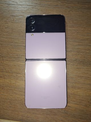 Samsung Galaxy Z Flip 4 - lilas