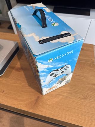 Xbox One Blanca - Edición Sunset Overdrive