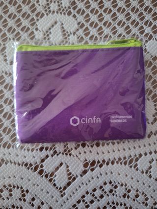 Monedero Cinfamed: Morado y Verde